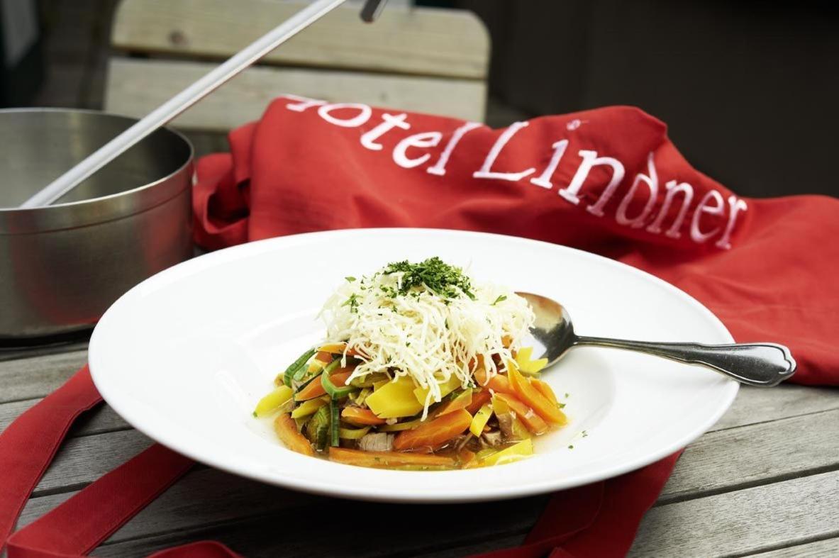 Hotel Lindner Vocklabruck Bagian luar foto