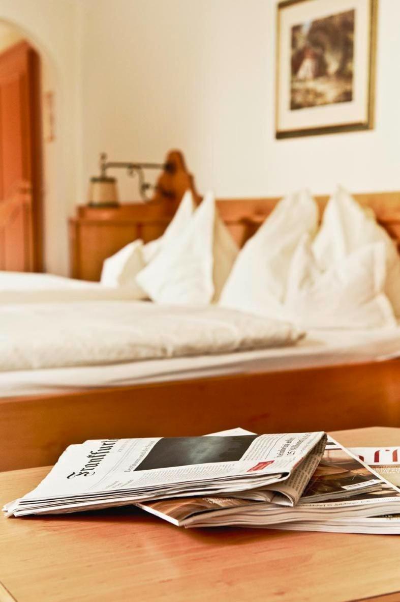 Hotel Lindner Vocklabruck Bagian luar foto