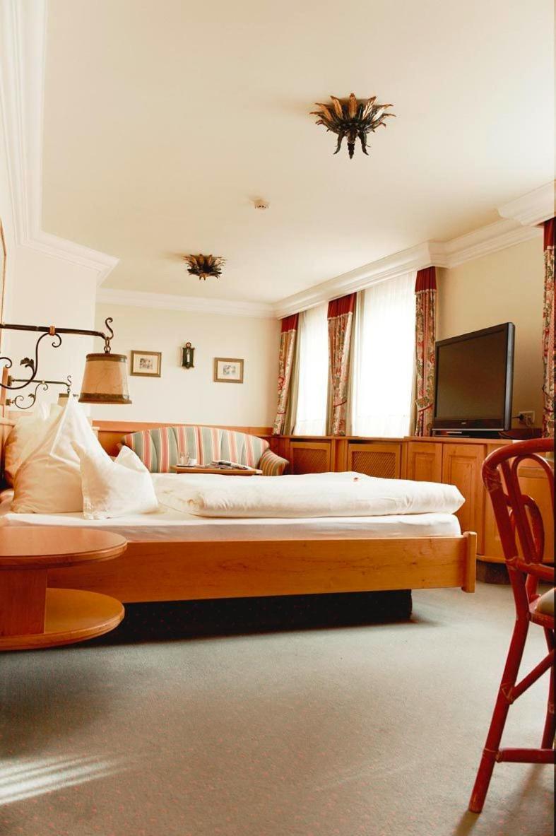 Hotel Lindner Vocklabruck Bagian luar foto