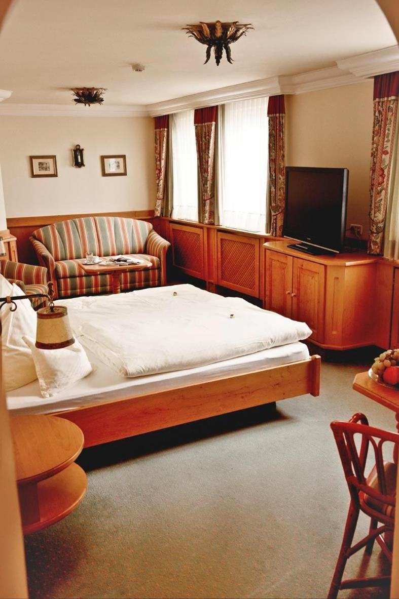 Hotel Lindner Vocklabruck Bagian luar foto