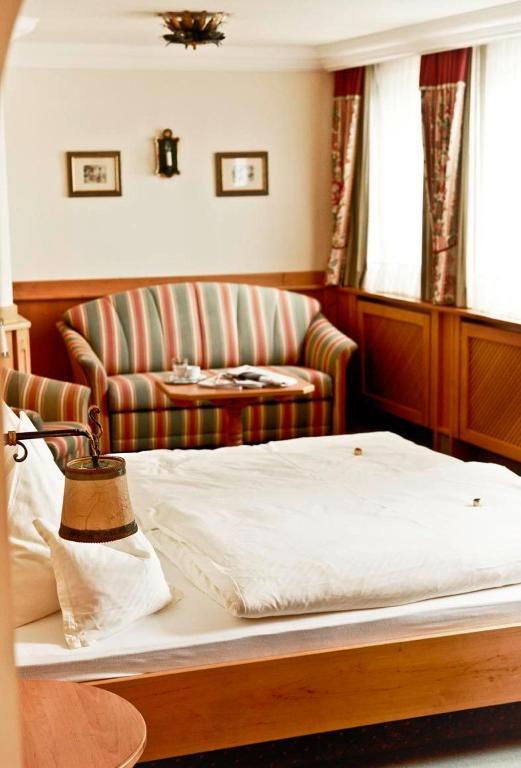 Hotel Lindner Vocklabruck Bagian luar foto
